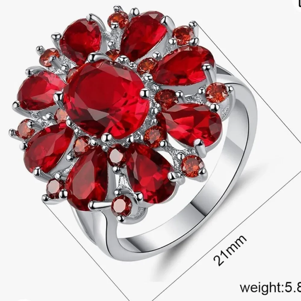 New costume cocktail ring